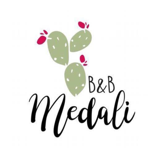 B&B Medali Верноле Экстерьер фото
